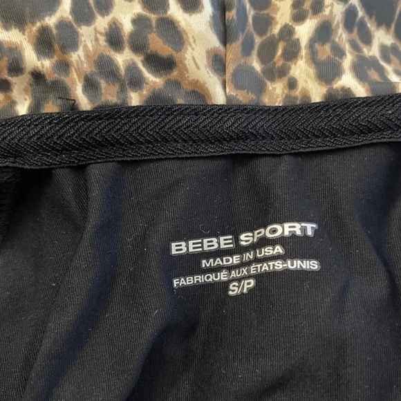Bebe Bebe Sport Leopard Black Funnel Jacket SMALL Activewear Leopard Lined Hood - Picture 11 of 13